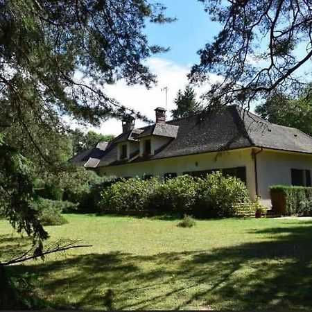 Bed and Breakfast Les Genebruyeres - L'Histoire D'Un Reve Aubigny-sur-Nère Esterno foto